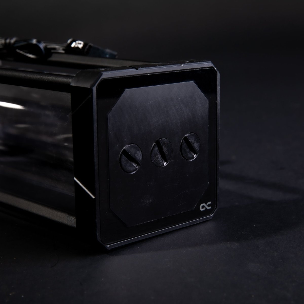 Alphacool Eisbecher Aurora D5 Acetal/Glass - 250mm incl. D5 VPP Apex PWM Pump and reservoir combo - Ordinary Cooling Gear