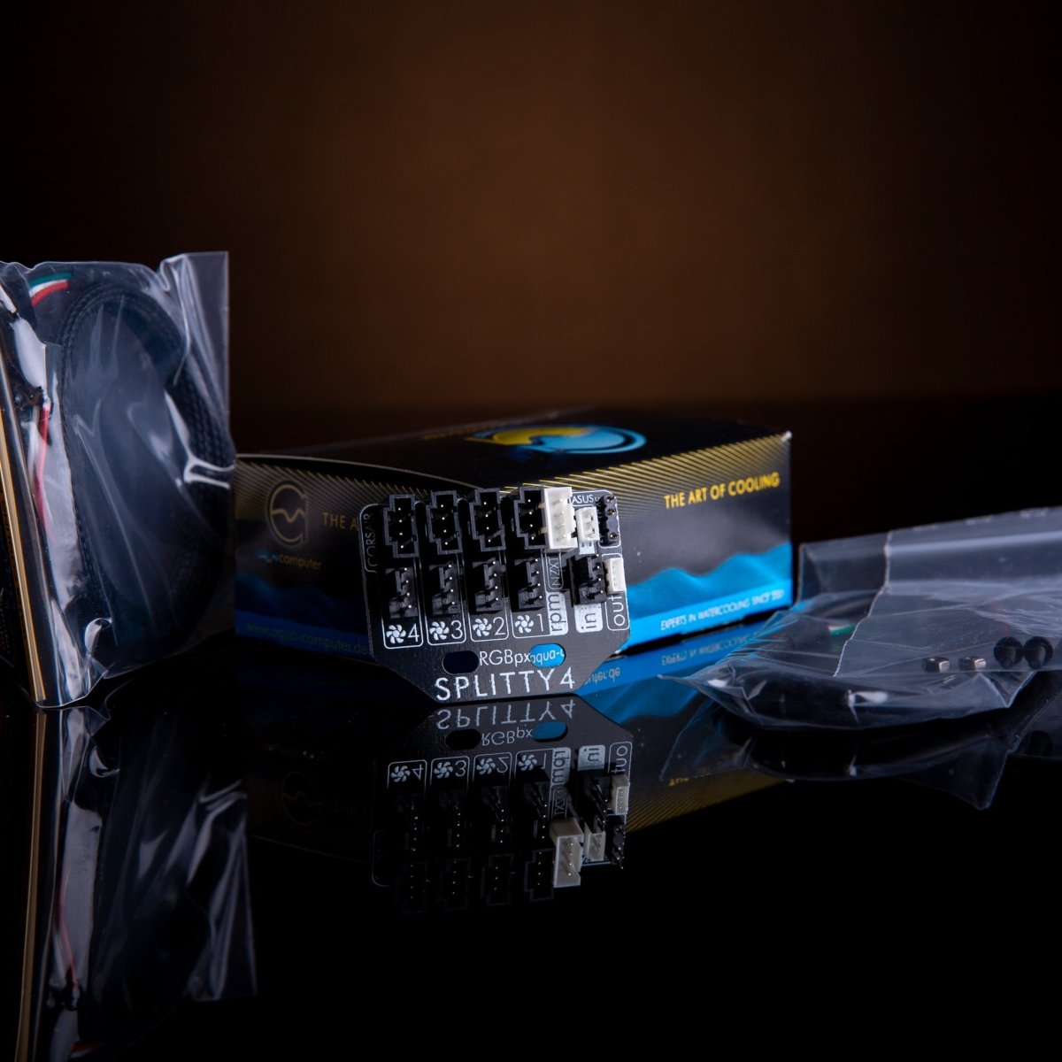 Aquacomputer RGBpx Splitty4 - RGB Splitter Ordinary Cooling Gear