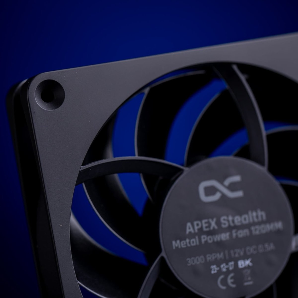 Alphacool Apex Stealth 120mm Power Metal Fan - Black - Ordinary Cooling Gear