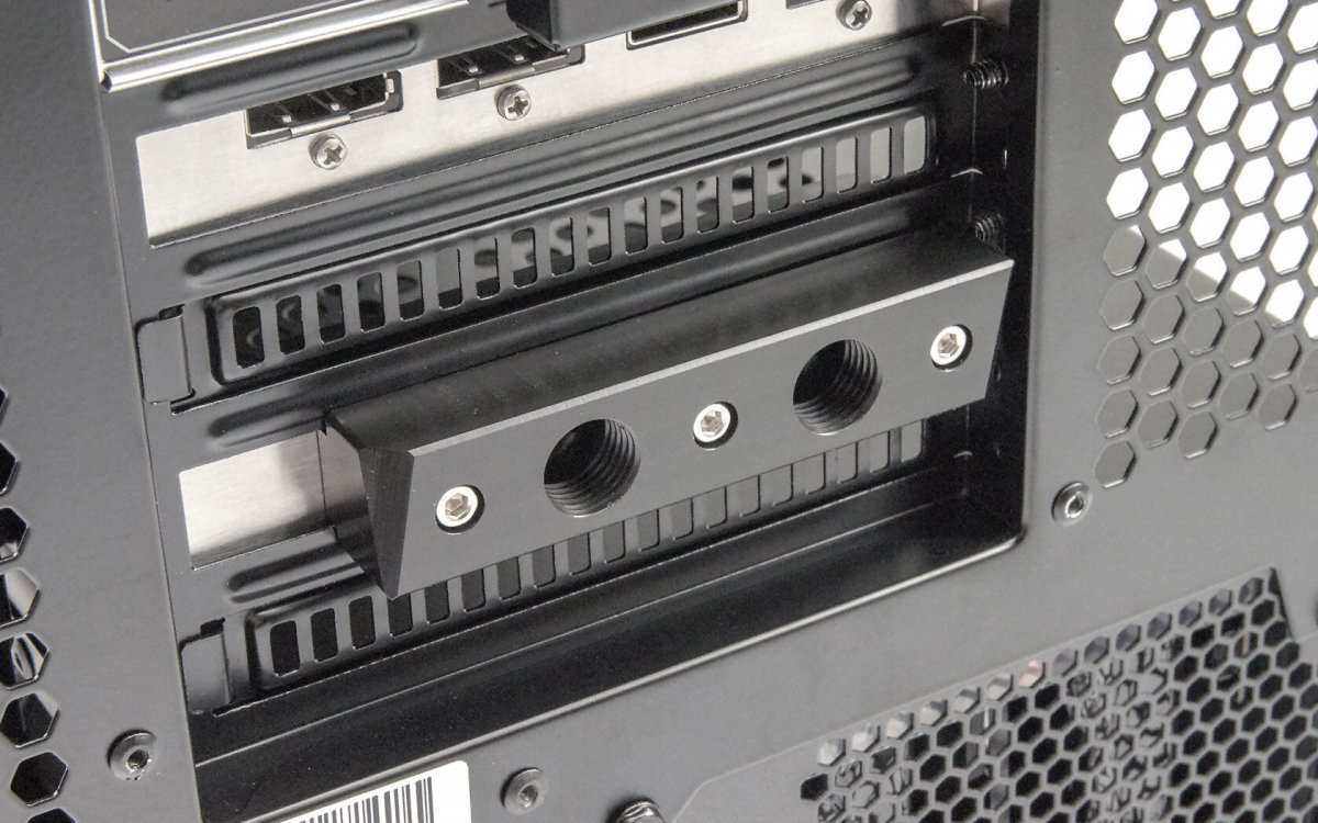Watercool PCI Slot Pass-through Bracket Ordinary Cooling Gear