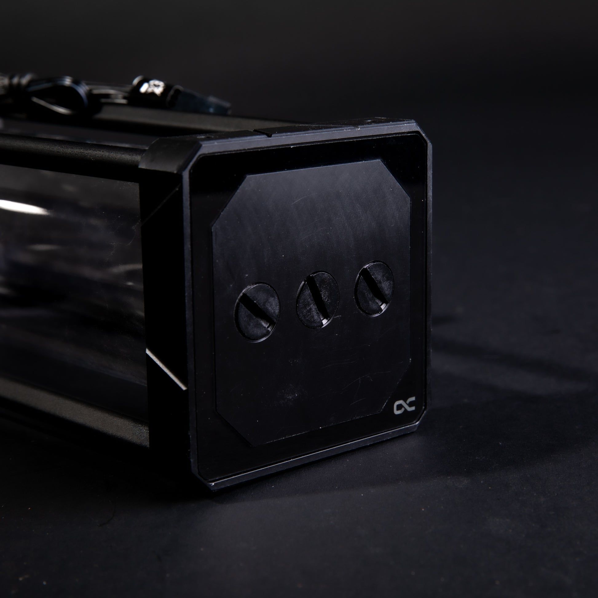 Alphacool Eisbecher Aurora D5 Acetal/Glas - 250mm incl. Alphacool VPP Apex D5 - Pump and reservoir combo Ordinary Cooling Gear