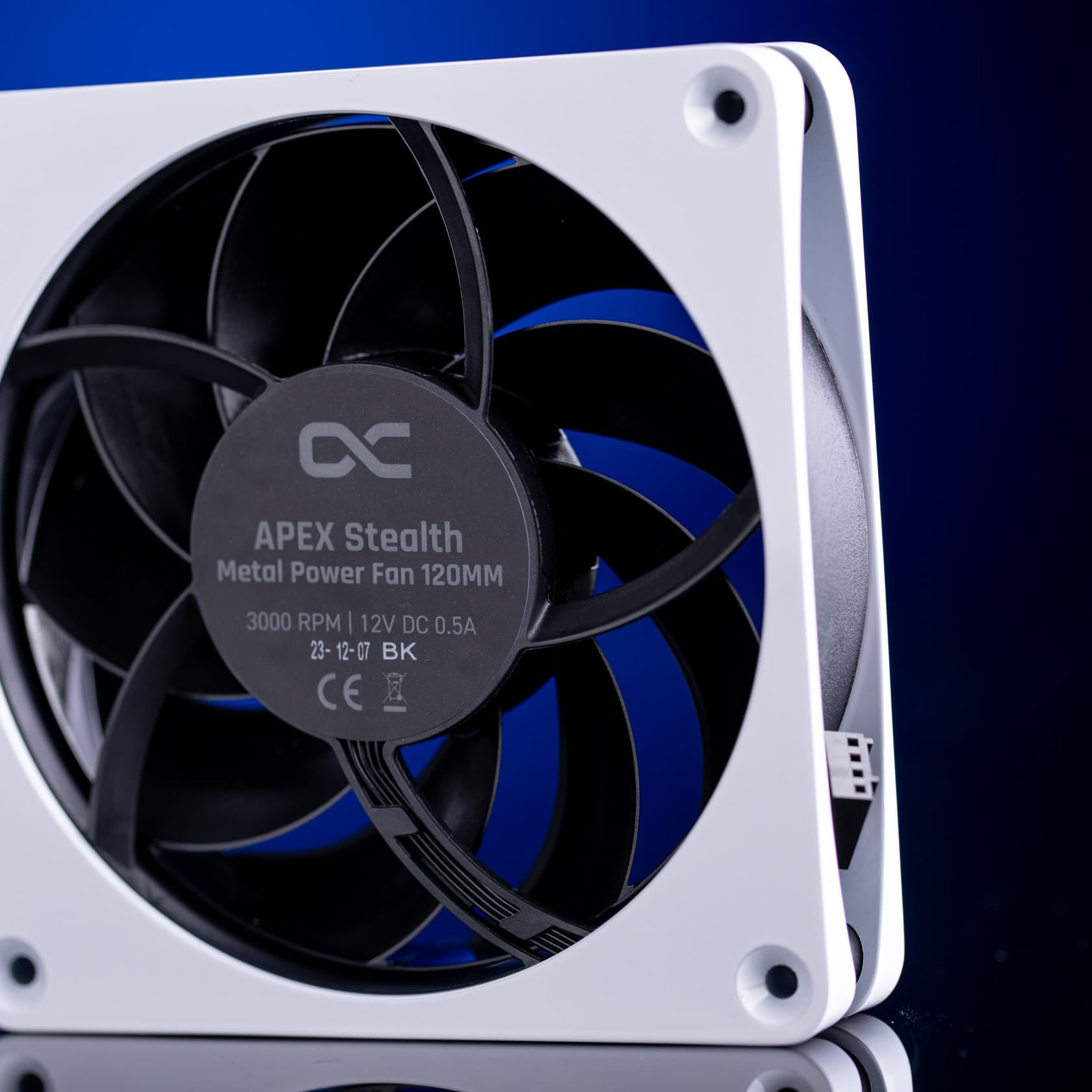 Alphacool Apex Stealth 120mm Power Metal Fan - White Ordinary Cooling Gear