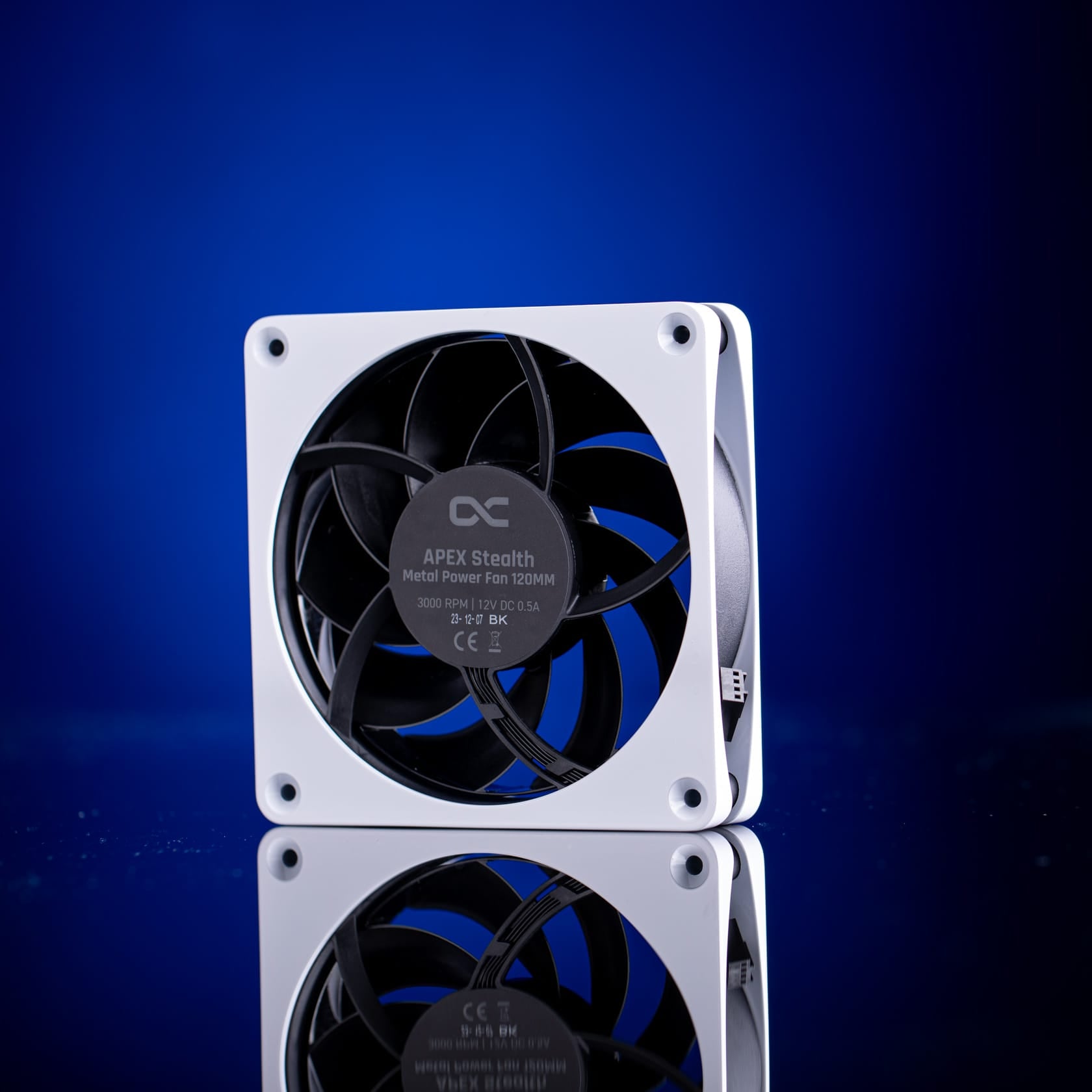 Alphacool Apex Stealth 120mm Power Metal Fan - White Ordinary Cooling Gear