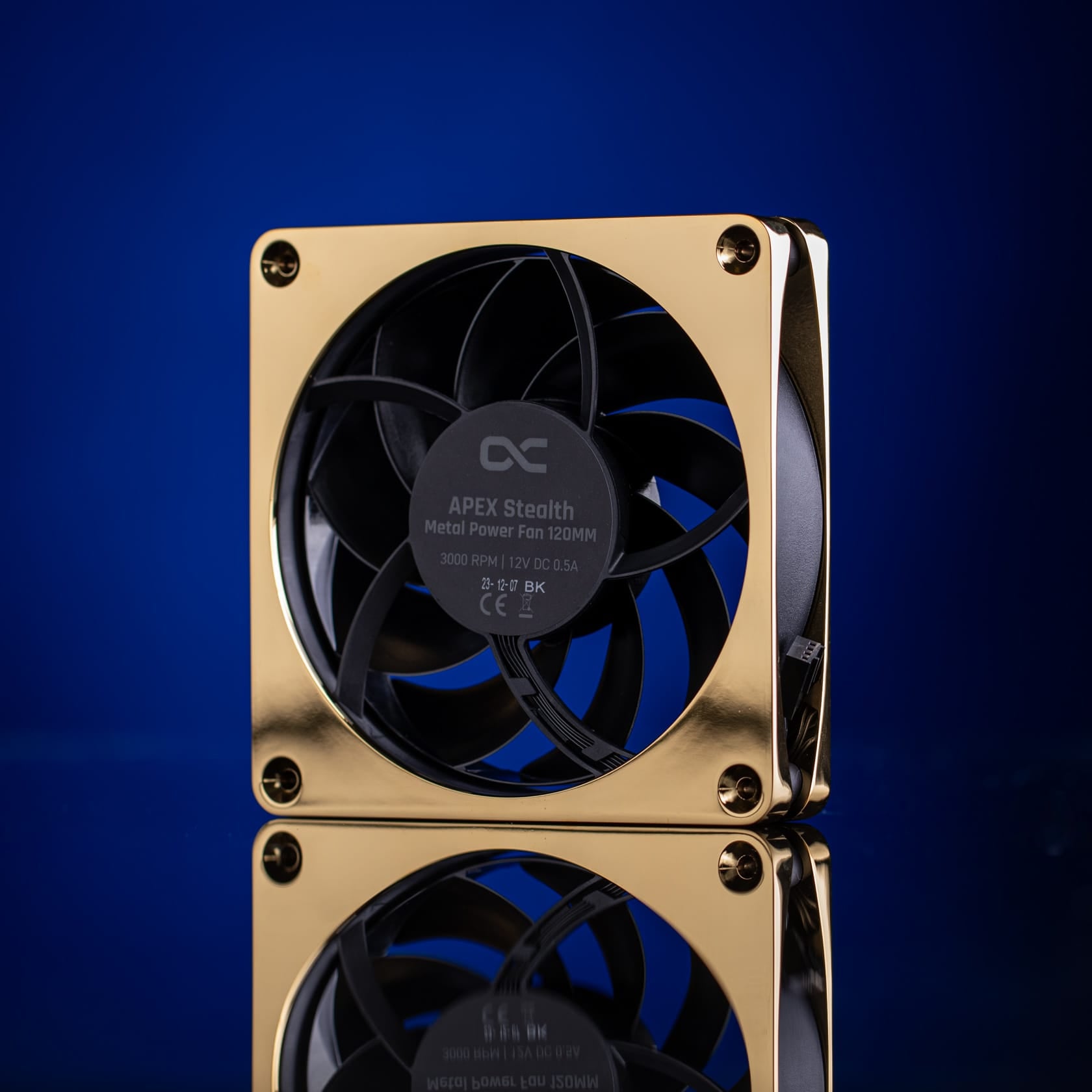 Alphacool Apex Stealth 120mm Power Metal Fan - Gold - Ordinary Cooling Gear