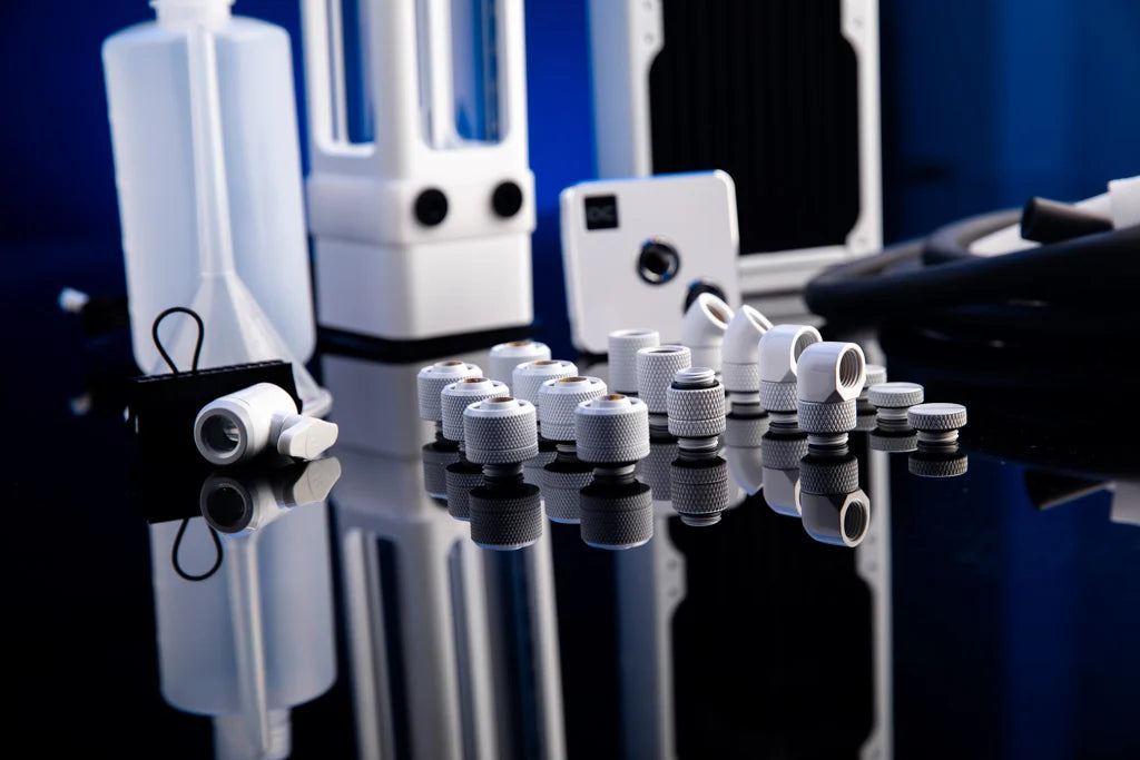 OC Gear -  Great White Custom Watercooling Kit for Intel and AMD