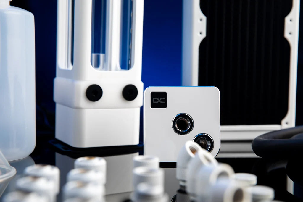 OC Gear -  Great White Custom Watercooling Kit for Intel and AMD