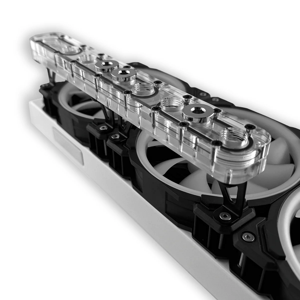 SK-UNI mounting bracket 28 mm (120 mm fan)